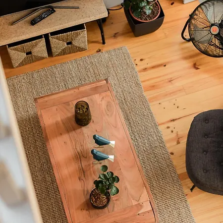 아파트 Downtown Urban Nest