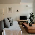Downtown Urban Nest 아파트 *