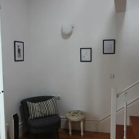 Downtown Urban Nest Apartment Porto