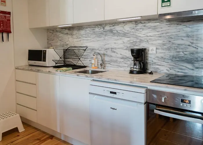 Downtown Urban Nest Апартаменты