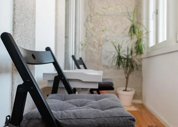 Апартаменты Downtown Urban Nest Порту