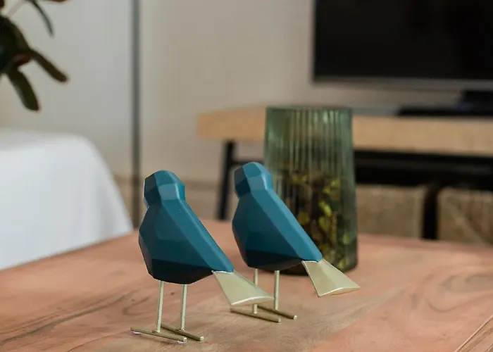 Апартаменты Downtown Urban Nest