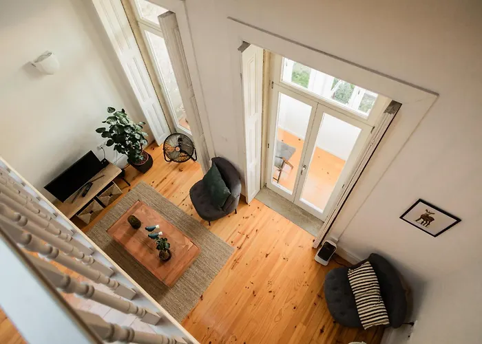 Downtown Urban Nest *