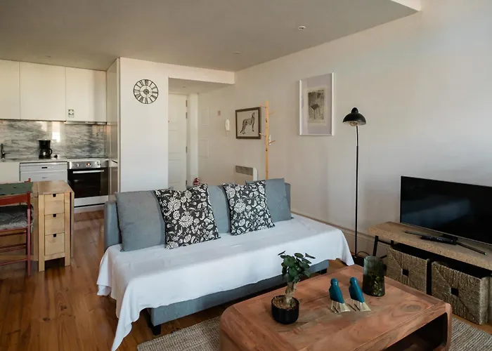 Downtown Urban Nest * Oporto